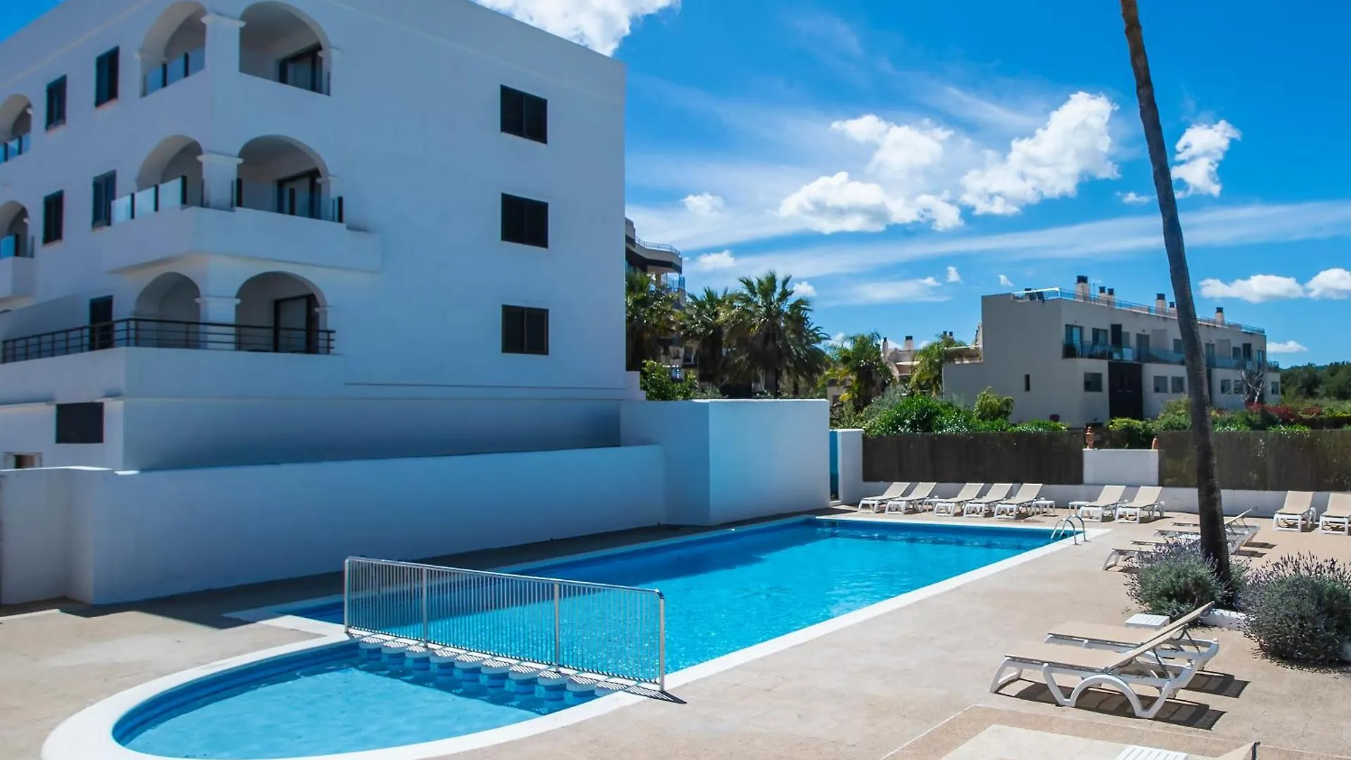 Pierre & Vacances Ros Ibiza Santa Eulária des Riu 0*,