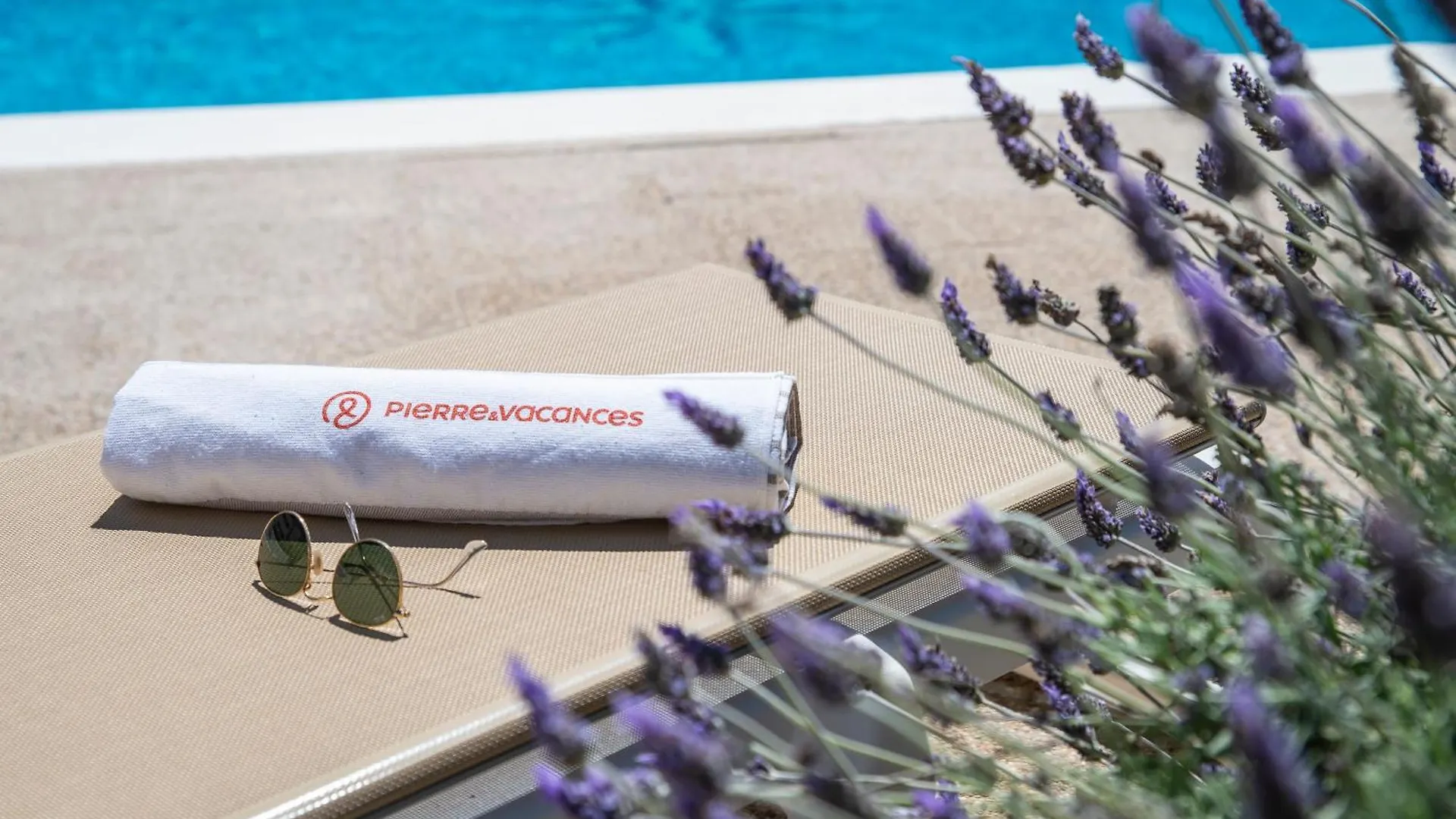 Pierre & Vacances Ros Ibiza 산타 에우랄리아 데 리오 아파트